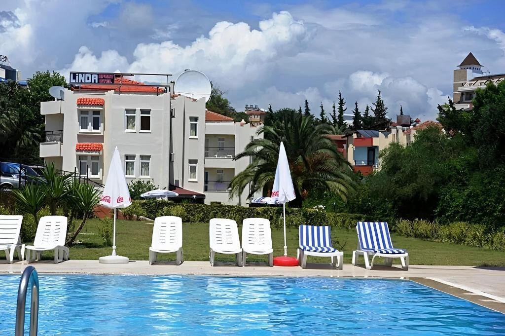 SIDE LINDA APART HOTEL