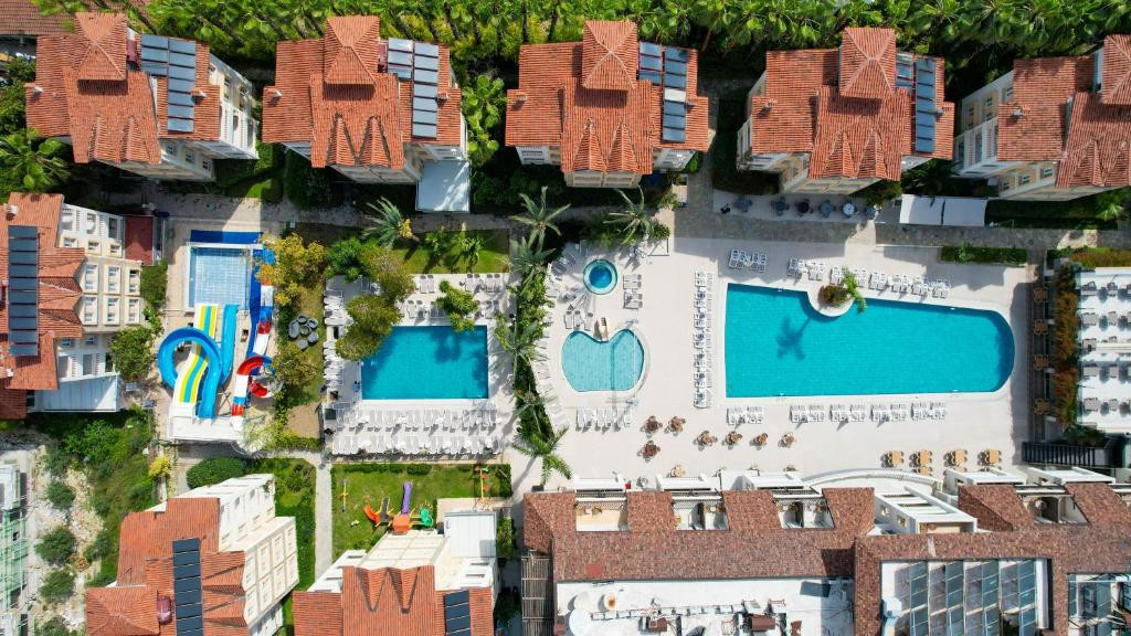 SIDE VILLAGE FAMILY SUITE HOTEL