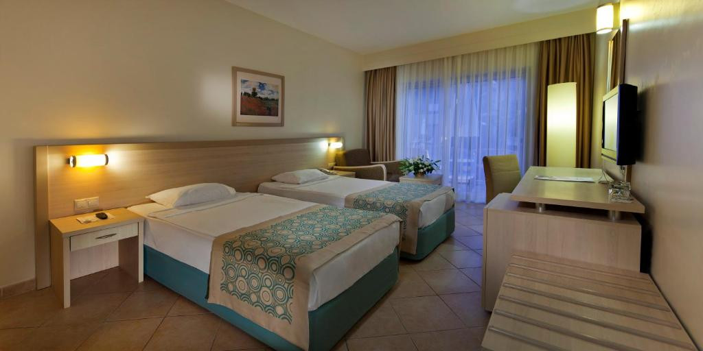 SELECTUM FAMILY RESORT SIDE (EX. SILENCE BEACH RESORT) фото 2