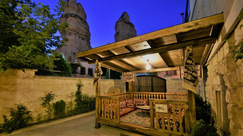 STONE HOUSE CAVE фото 8