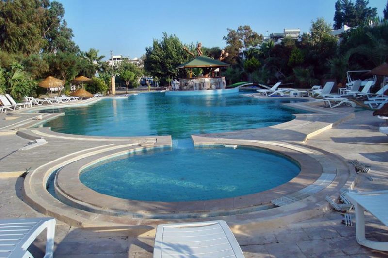 SUMMER SUN BEACH HOTEL фото 2