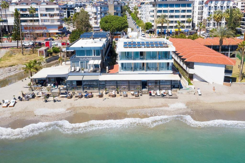 SUN HOTEL BY EN VIE BEACH ADULTS ONLY 16+