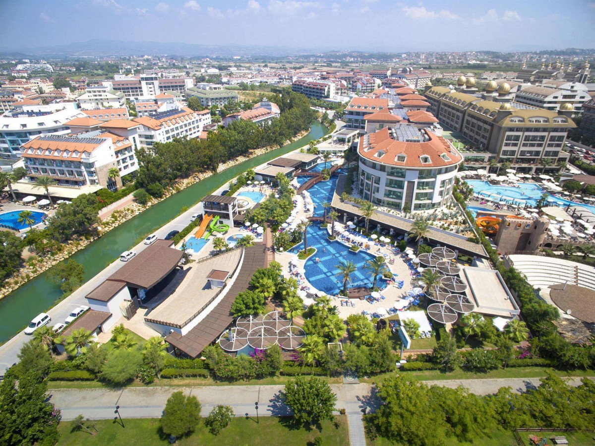 SUNIS EVREN BEACH RESORT & SPA фото 2