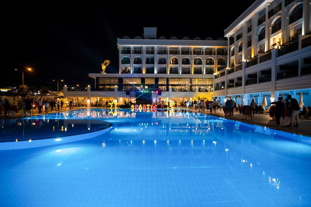 SUNTHALIA HOTELS & RESORTS ADULTS ONLY 16+ PARTY HOTEL фото 4