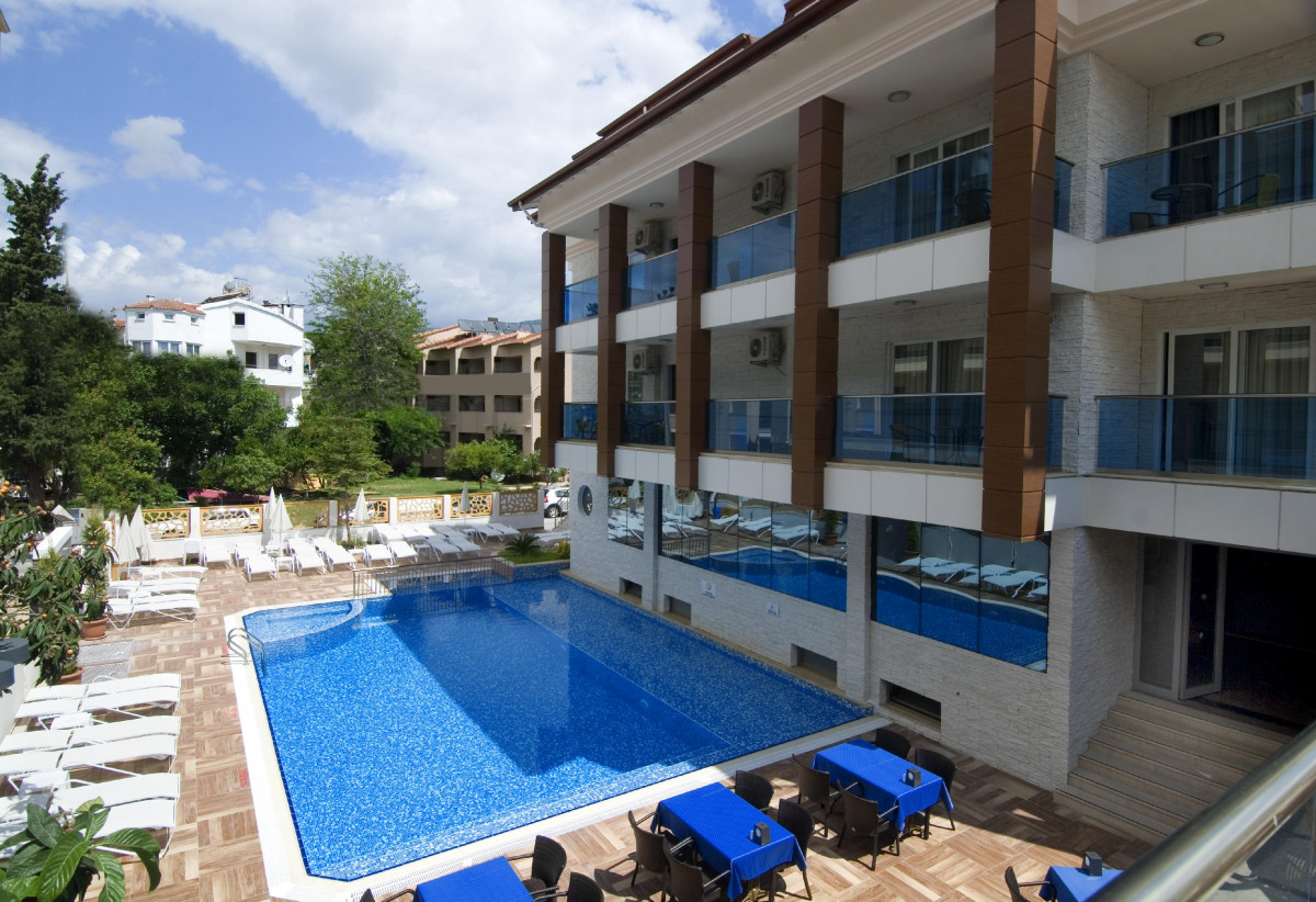 SUPREME HOTEL
