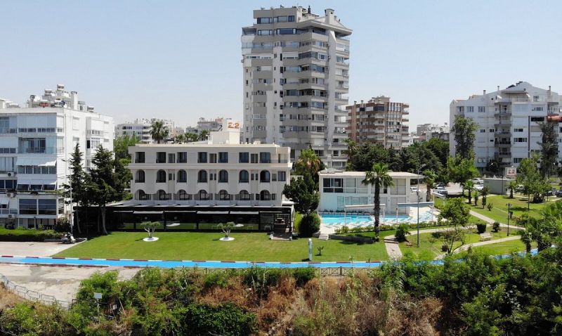 TEMA 242 HOTEL