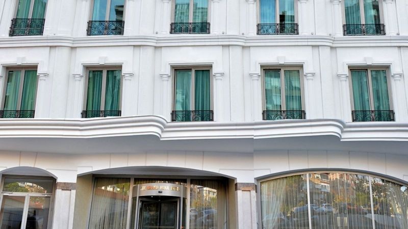 THE GRAND MIRA HOTEL