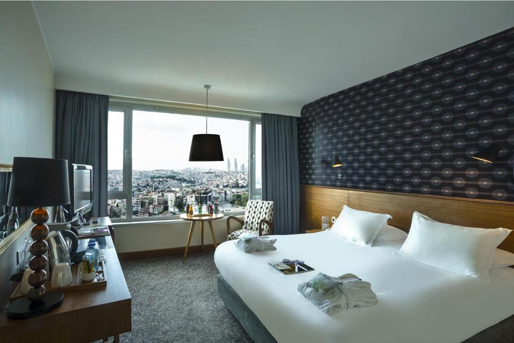THE MARMARA PERA HOTEL TAKSIM фото 2