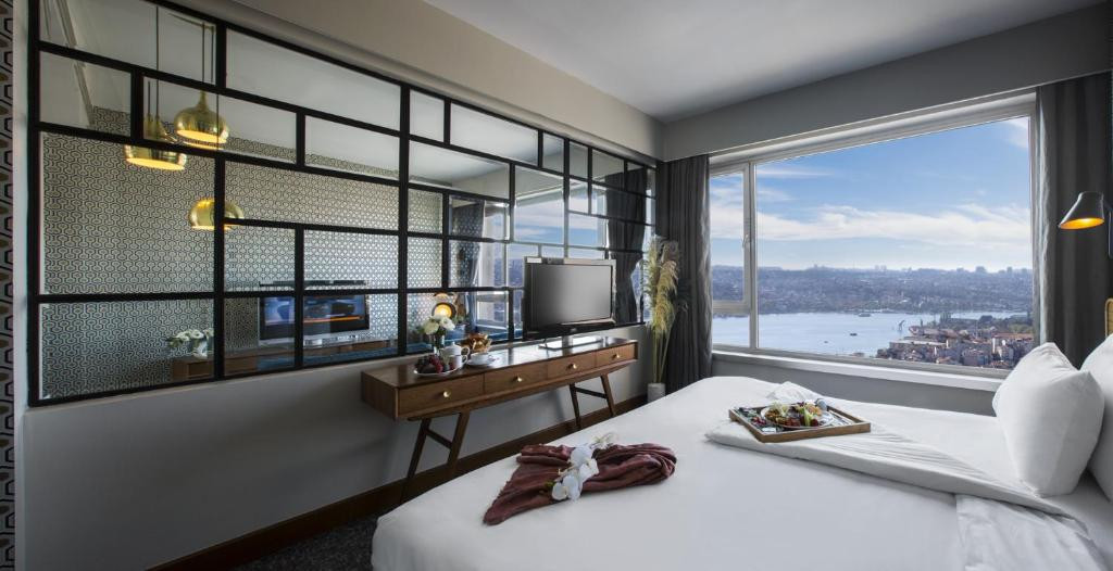 THE MARMARA PERA HOTEL TAKSIM фото 3