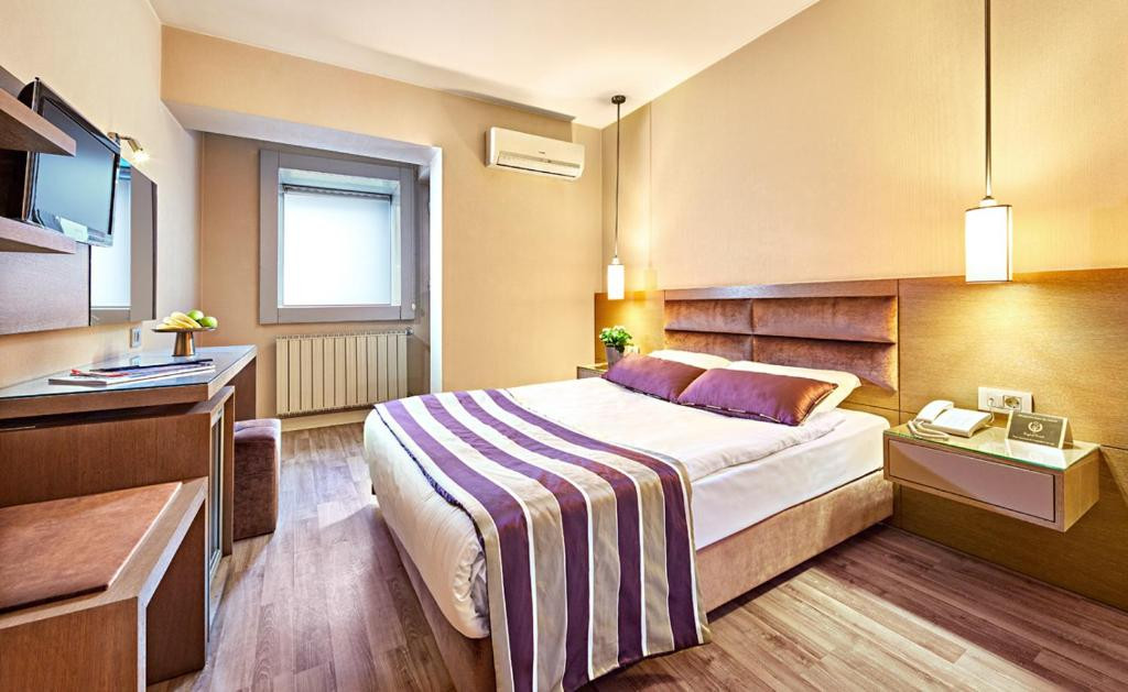 THE NEW HOTEL ZEYBEK
