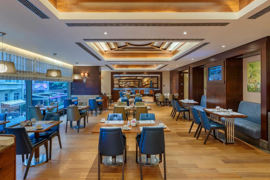 TITANIC CITY HOTEL TAKSIM фото 3