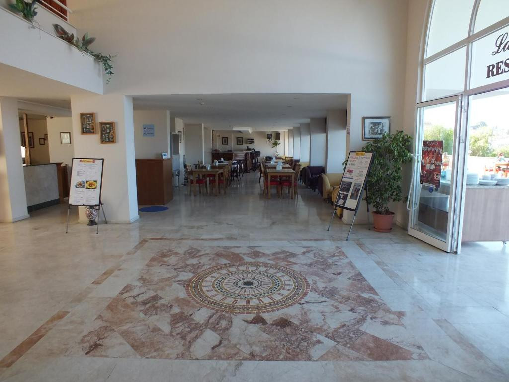 TUNTAS FAMILY SUITE KUSADASI фото 7