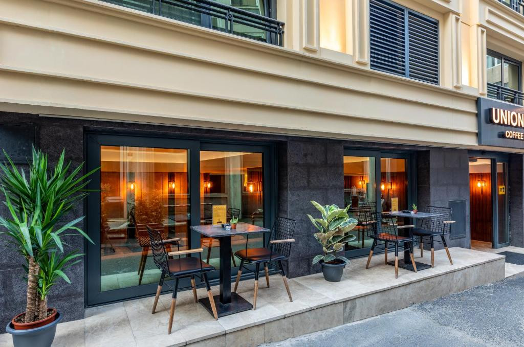 UNION HOTEL PORT