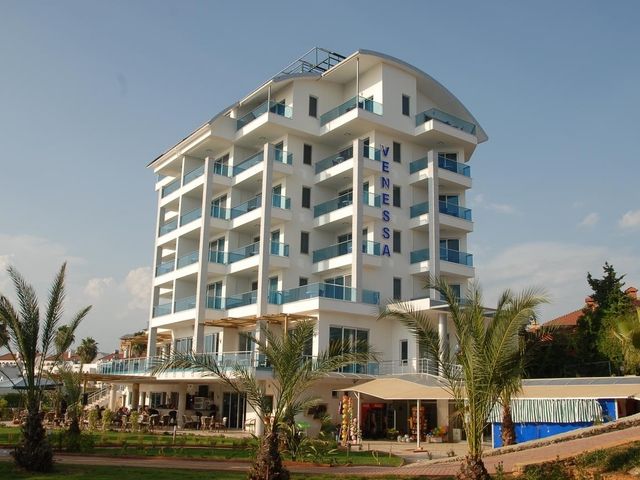 VENESSA BEACH
