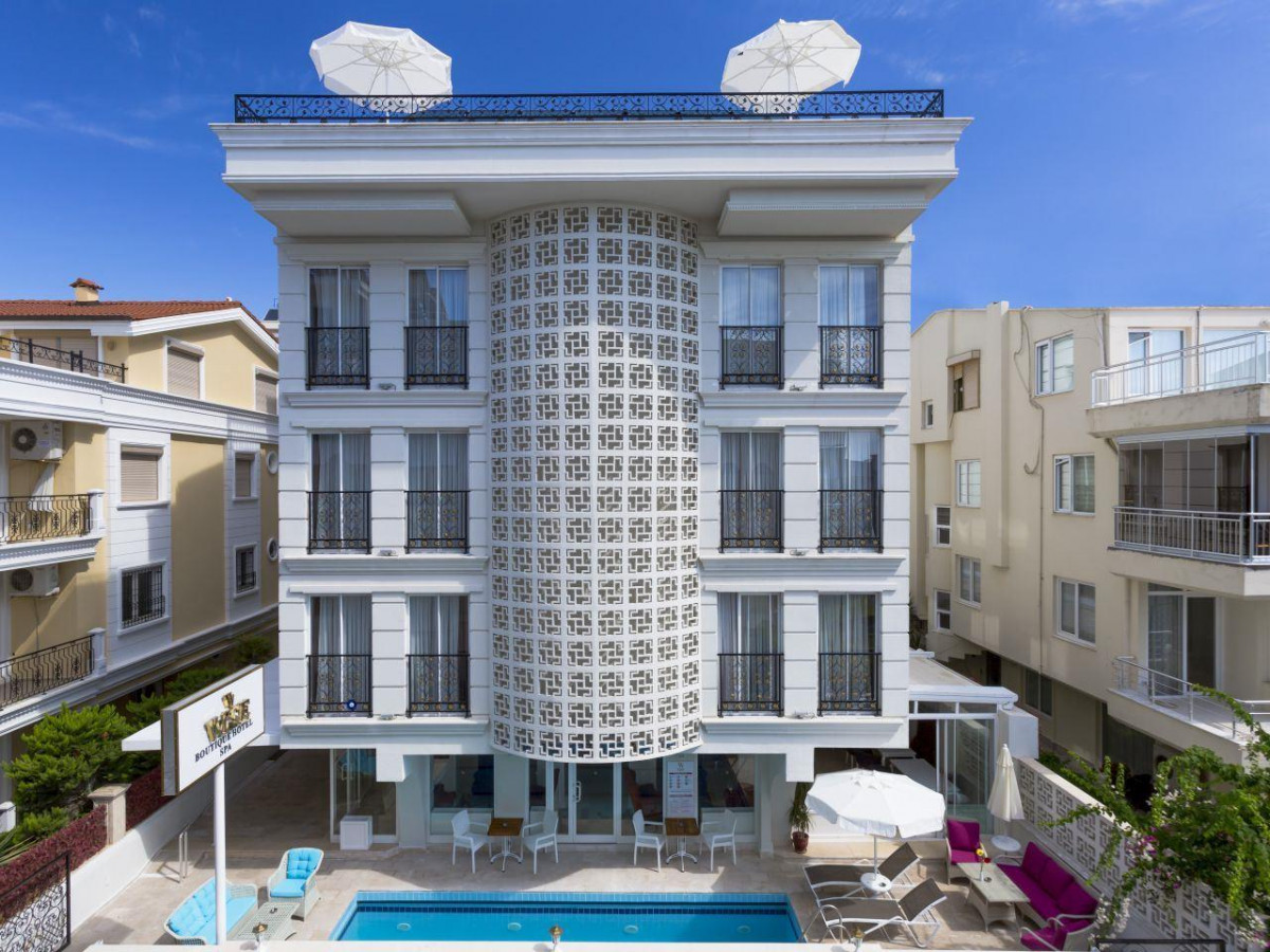 WISE BOUTIQUE HOTEL & SPA ADULTS ONLY 12+