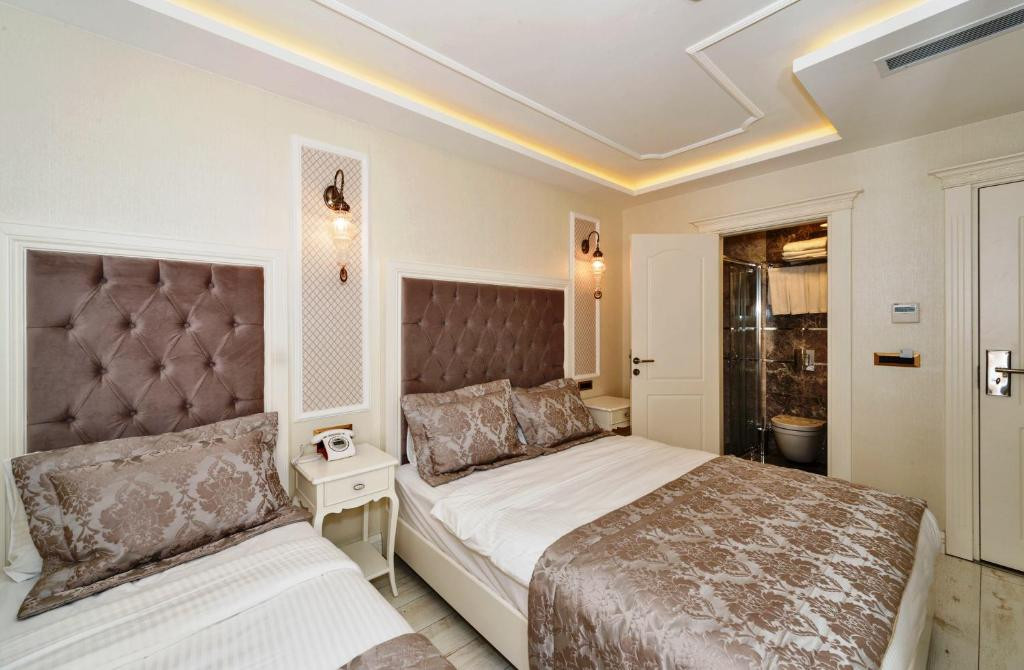 ZEYNEP SULTAN фото 7