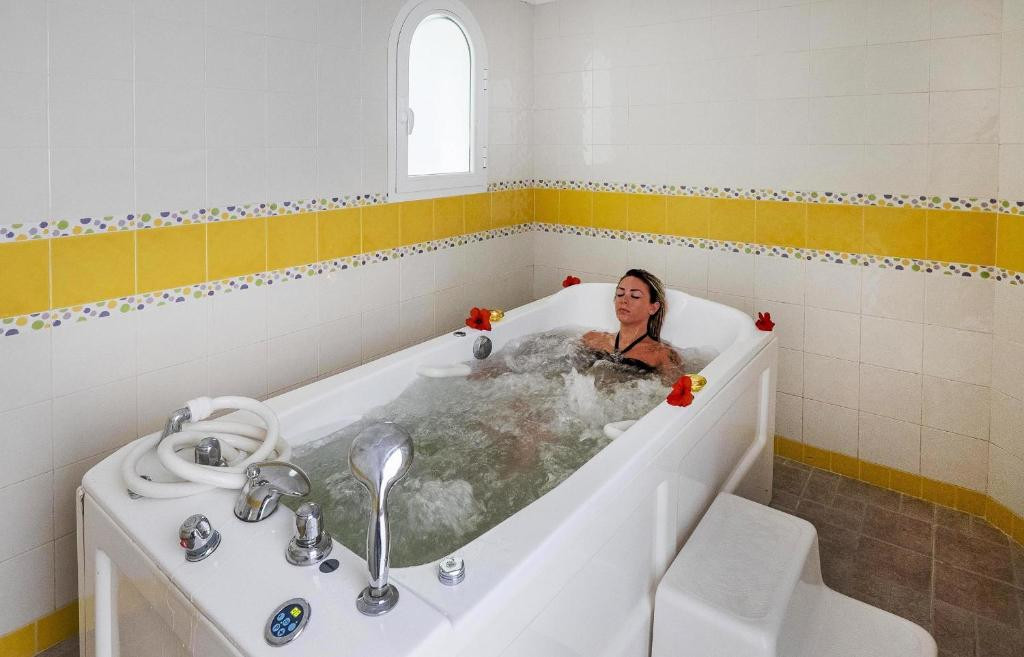 HOUDA YASMINE HAMMAMET фото 4