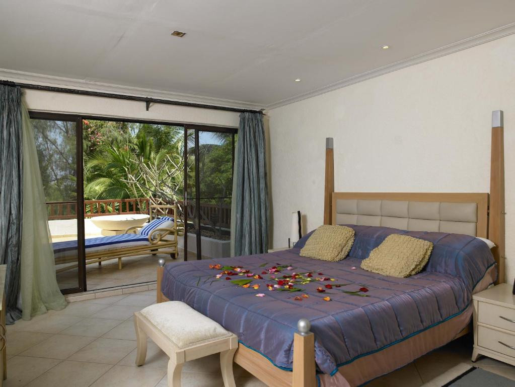 DIANI REEF BEACH RESORT & SPA фото 3