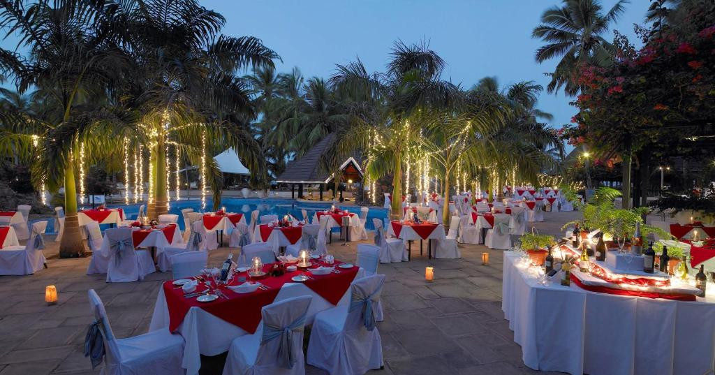 DIANI REEF BEACH RESORT & SPA фото 8