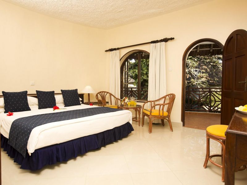 NEPTUNE PARADISE BEACH RESORT & SPA фото 2