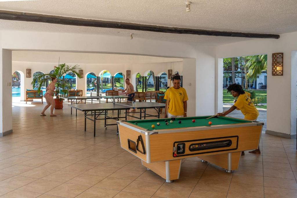 SOUTHERN PALMS BEACH RESORT фото 6