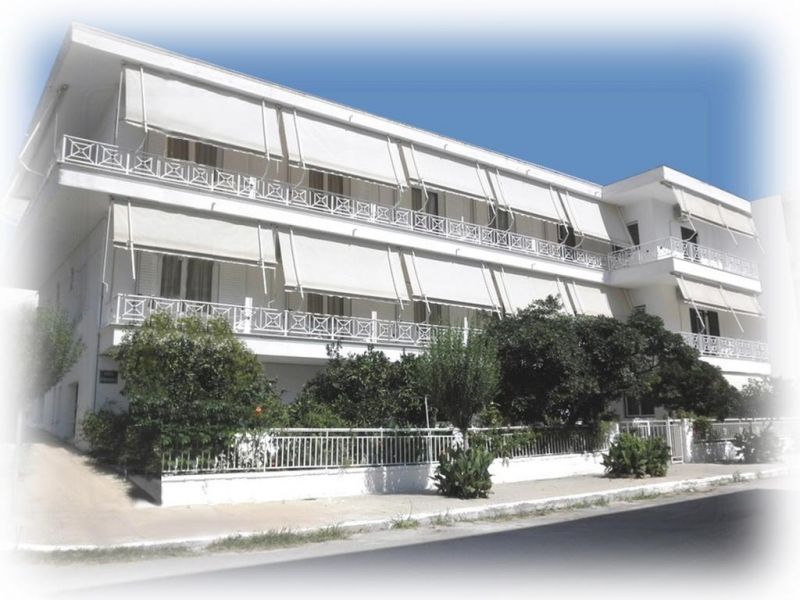 AEOLUS ROOMS & APARTMENTS