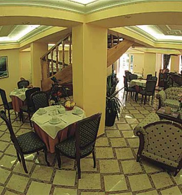 AIOLIS HOTEL фото 2