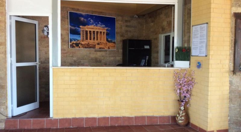 AKROPOLIS APARTMENTS