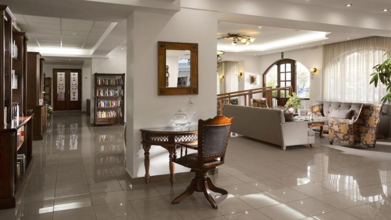 ALMYRIDA BEACH HOTEL & STUDIOS фото 3