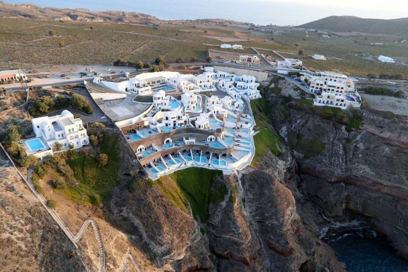 AMBASSADOR AEGEAN LUXURY HOTEL & SUITES