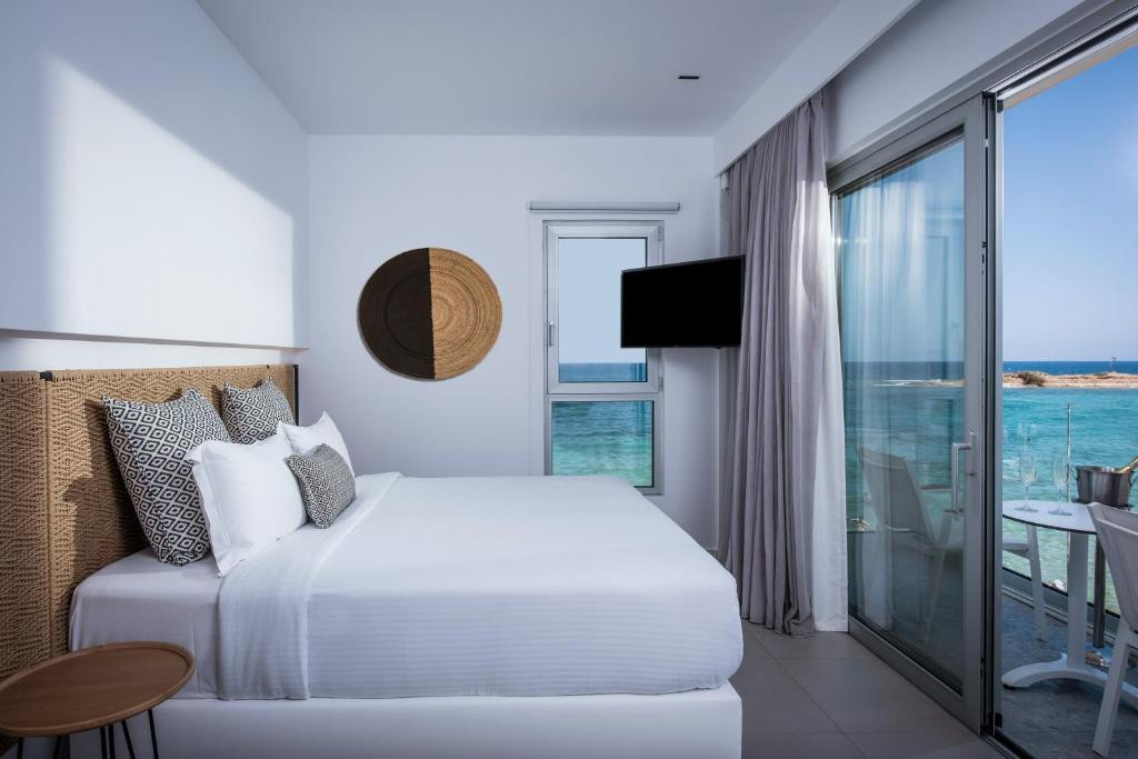 ENORME AMMOS BEACH RESORT фото 6