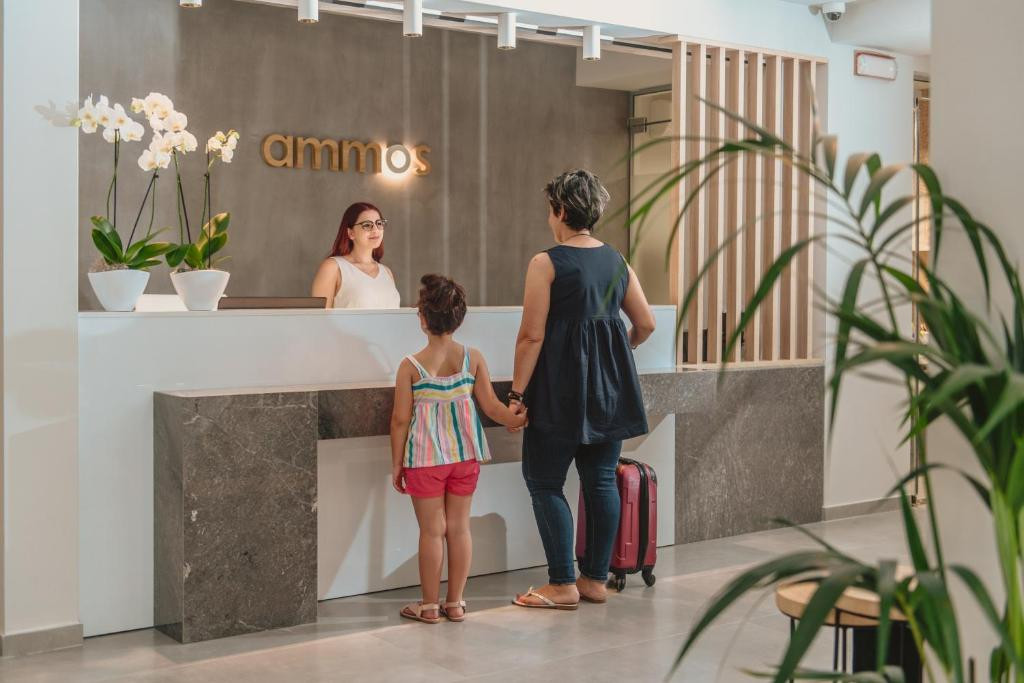 AMMOS BEACH SEASIDE LUXURY SUITES фото 6