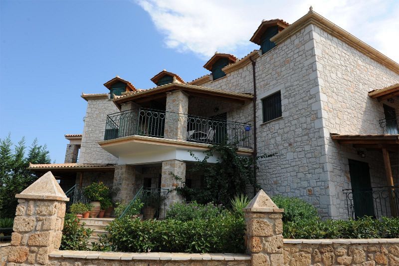 AMMOS VILLAS