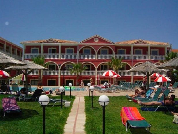ANASTASIA BEACH