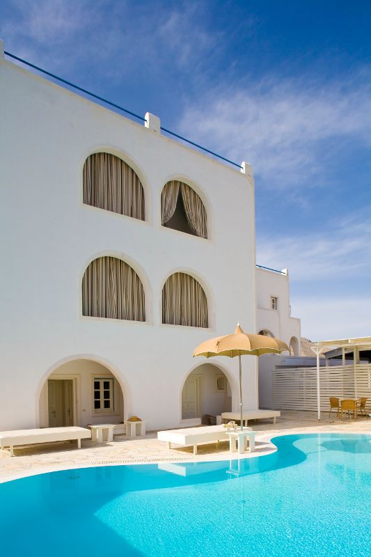 ANEMOS BEACH LOUNGE