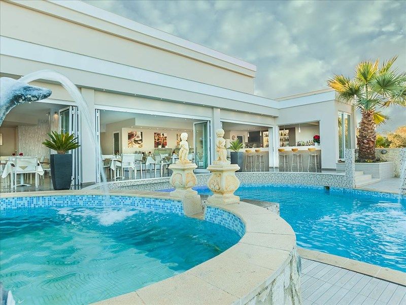 ANNA HOTEL PEFKOHORI (EX. ANNA MARIA)