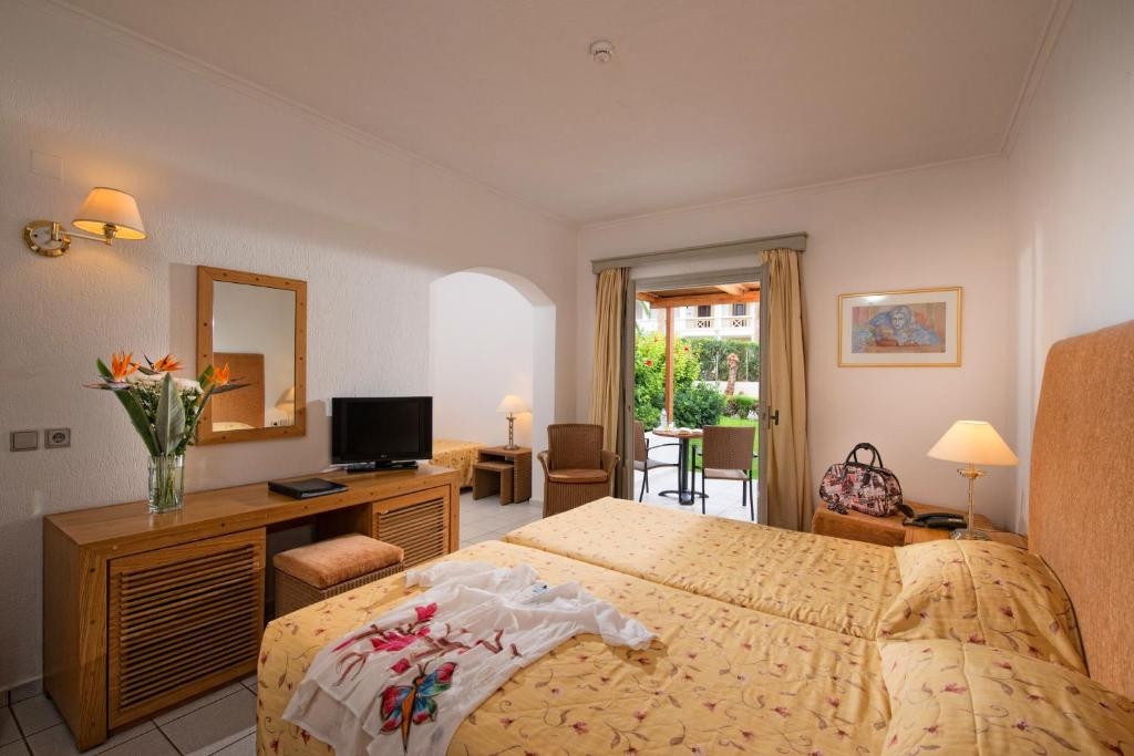 ANNABELLE BEACH RESORT фото 3