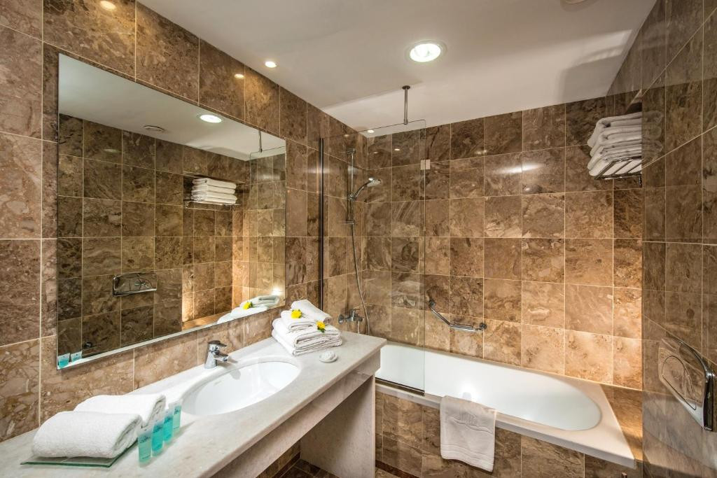ANNABELLE BEACH RESORT фото 4