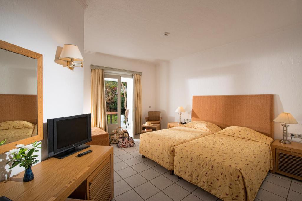 ANNABELLE BEACH RESORT фото 7