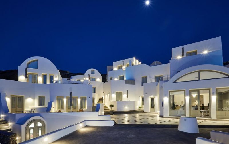 APERANTO SUITES