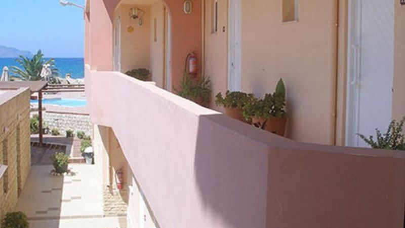 AQUAMAR BEACH HOTEL фото 3