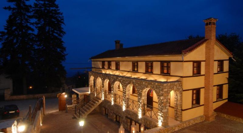 ARCHONTARIKI MOUNTAIN SUITES