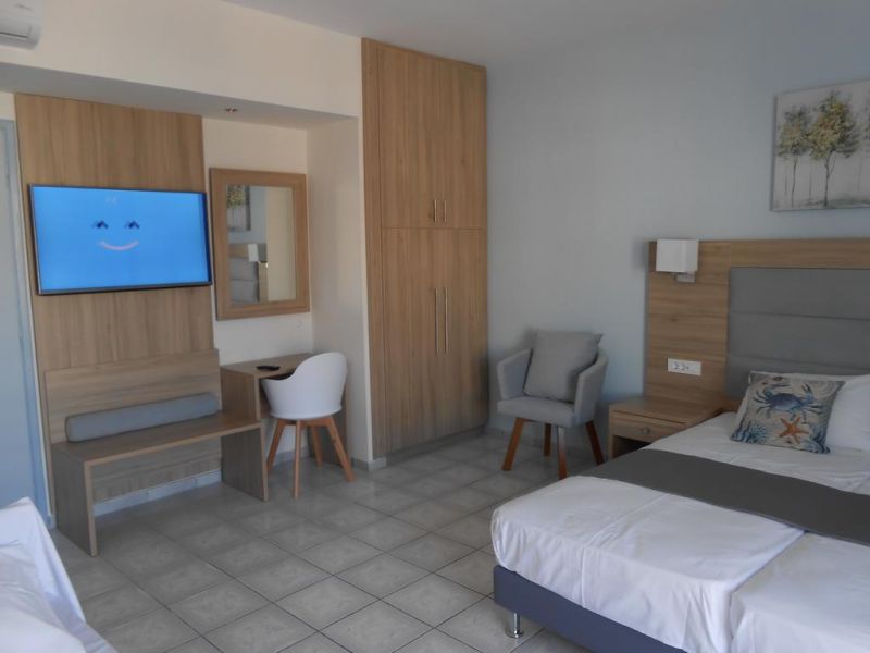 ARISTO APARTMENTS & SUITES фото 4