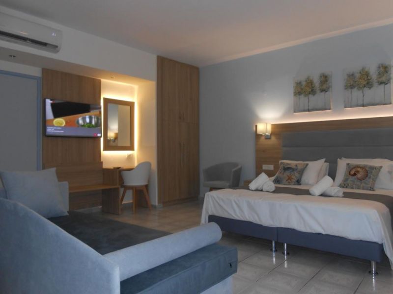 ARISTO APARTMENTS & SUITES фото 8