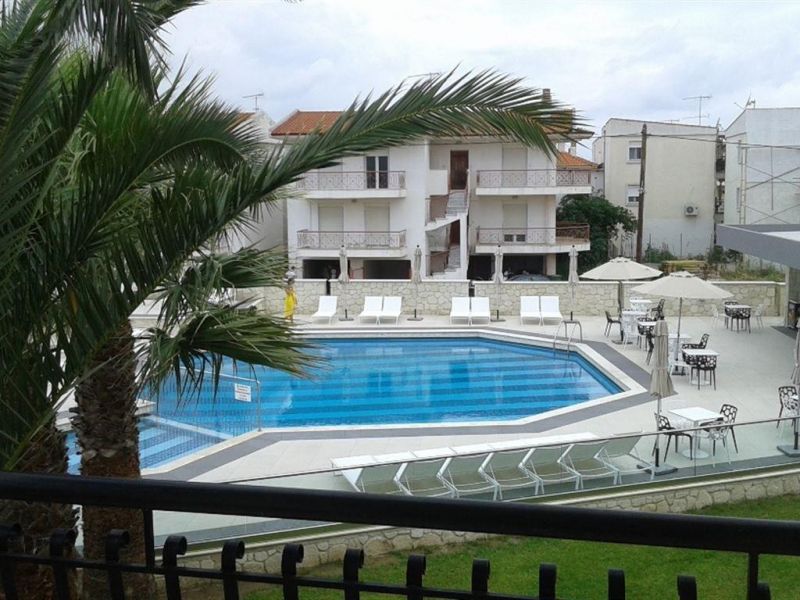 ARISTOTELIS HOTEL FOURKA