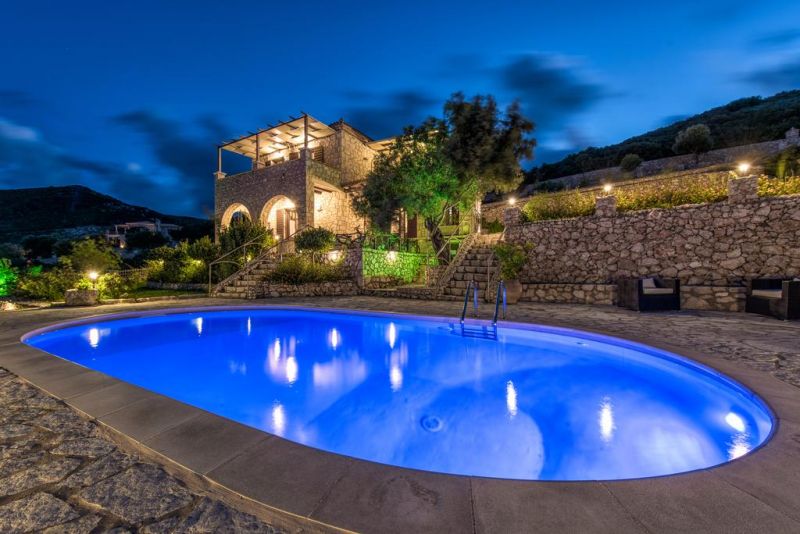 ARMOS VILLA