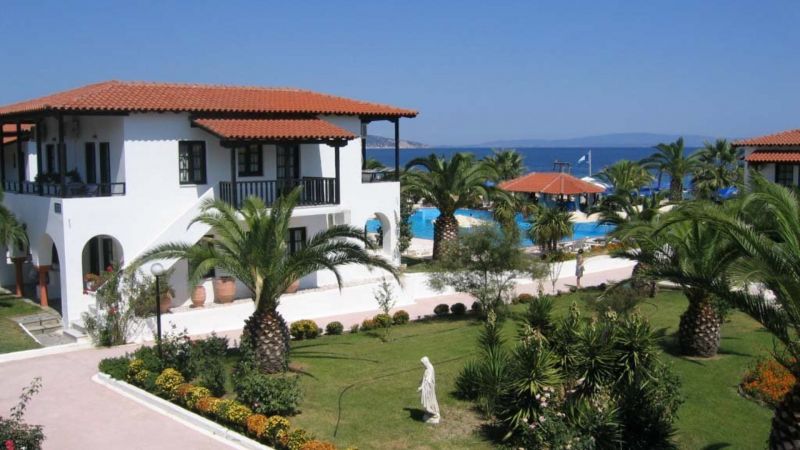ASSA MARIS BEACH