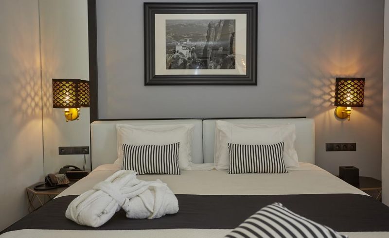 ATHENIAN RIVIERA HOTEL & SUITES