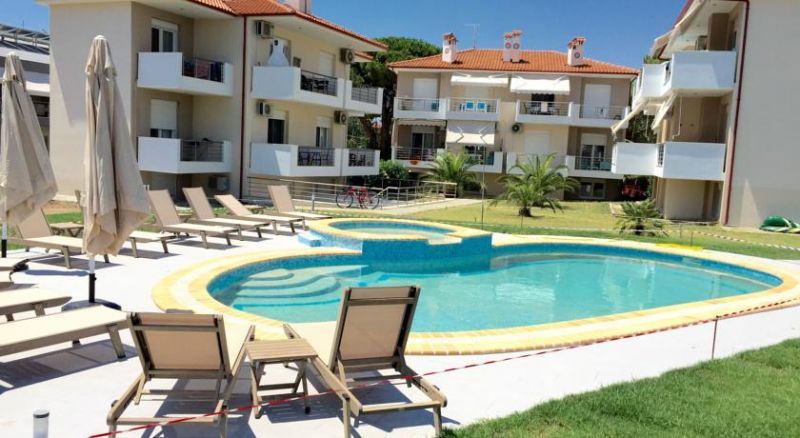 ATHOS BLUE NIKITI VILLAS