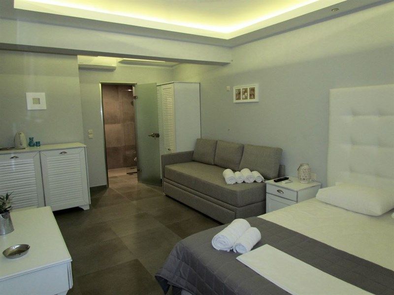 BEACH HOTEL VILLA NISTERI